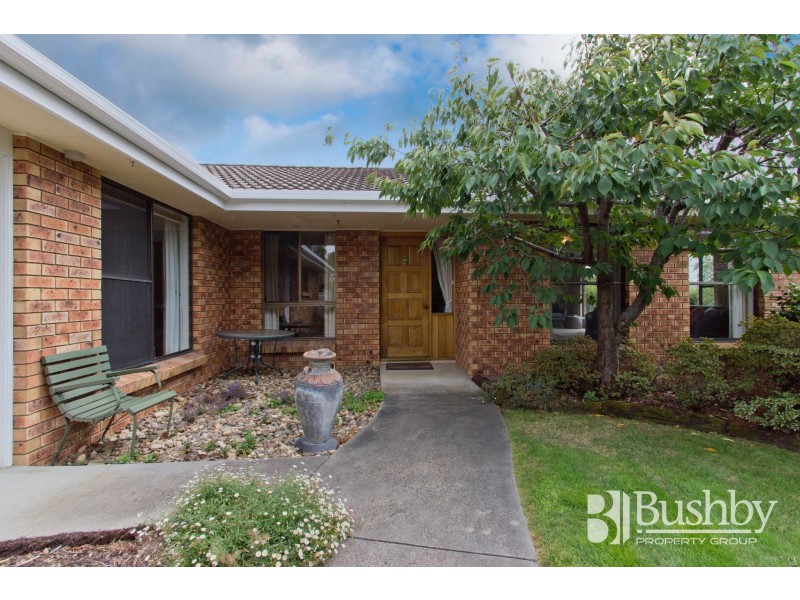 18 Sculthorpe Place, Norwood TAS 7250