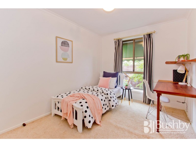 18 Sculthorpe Place, Norwood TAS 7250