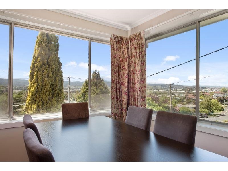 17 Riverside Drive, Riverside TAS 7250