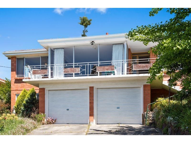 17 Riverside Drive, Riverside TAS 7250