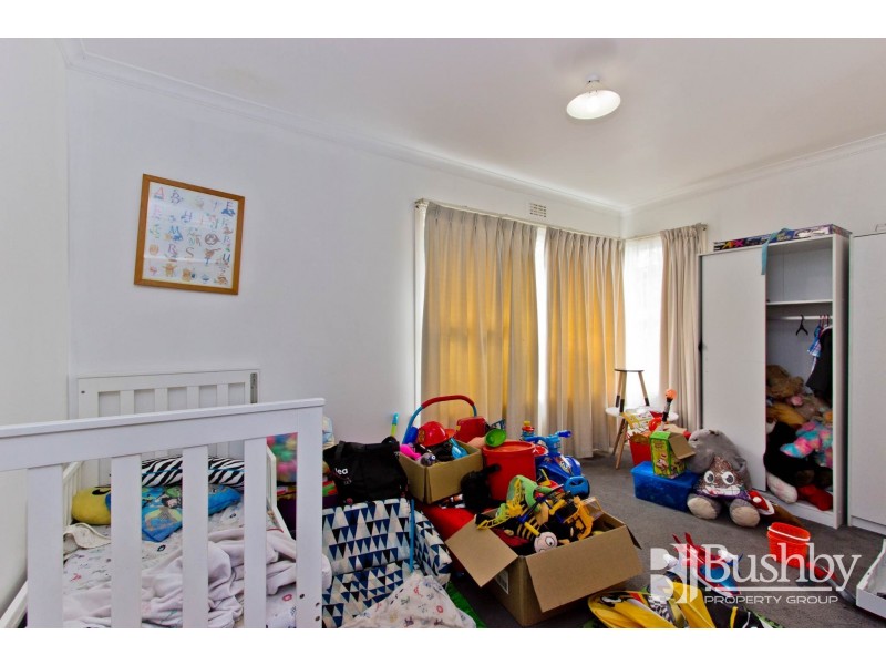 5 Procter Street, Newnham TAS 7248