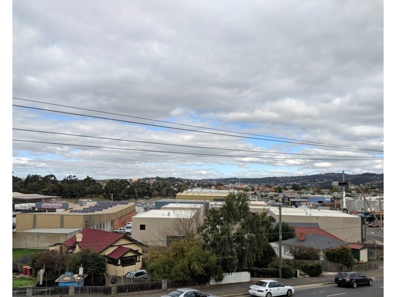 1/341 Invermay Road, Mowbray TAS 7248