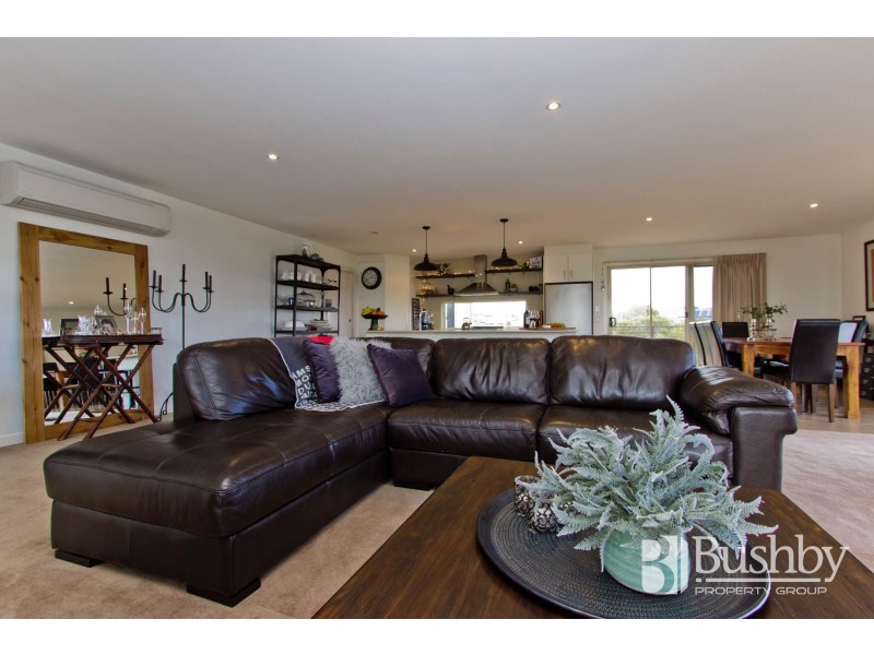 11 Sarinda Close, Newnham TAS 7248