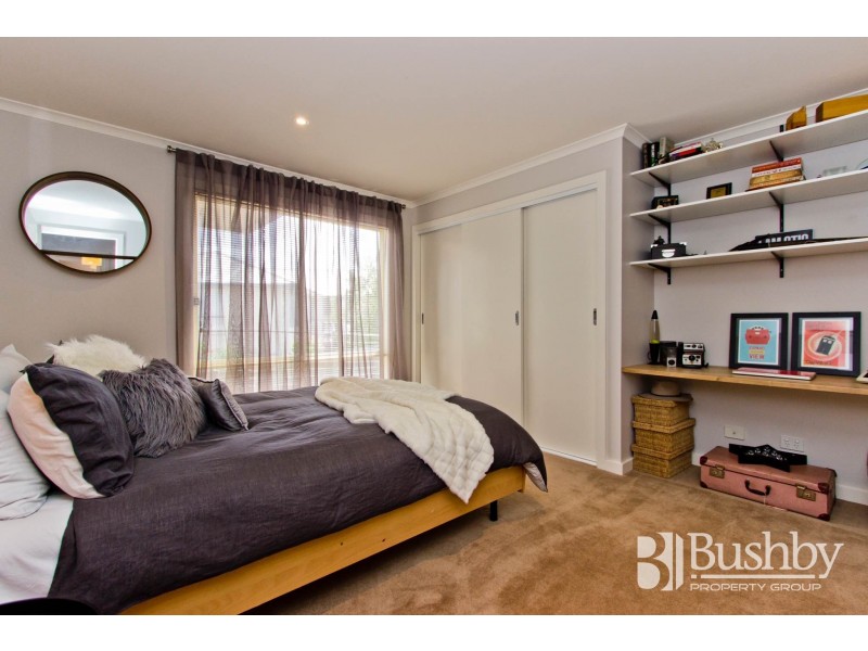 11 Sarinda Close, Newnham TAS 7248