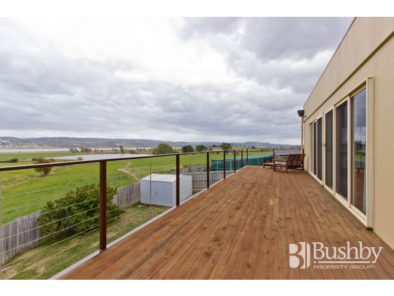 11 Sarinda Close, Newnham TAS 7248