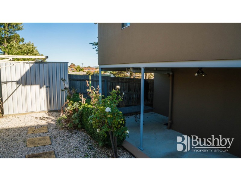 1 & 2/15 Rothesay Close, Newnham TAS 7248