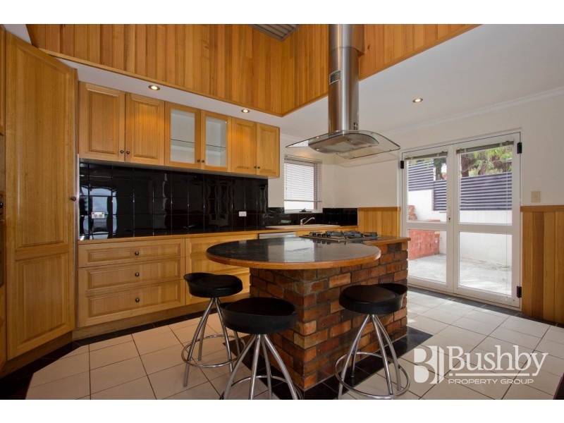 27 Nichols Street, Kings Meadows TAS 7249