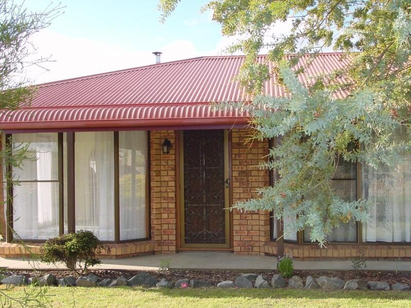 2 King STREET, Perth TAS 7300