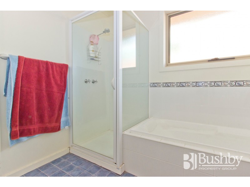 2/45-47 Allison Avenue, Riverside TAS 7250