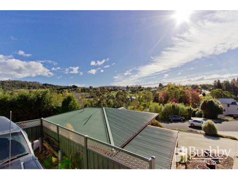 2/45-47 Allison Avenue, Riverside TAS 7250