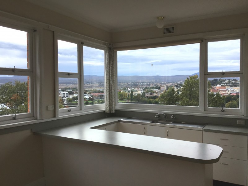 17a South Esk Drive, Trevallyn TAS 7250