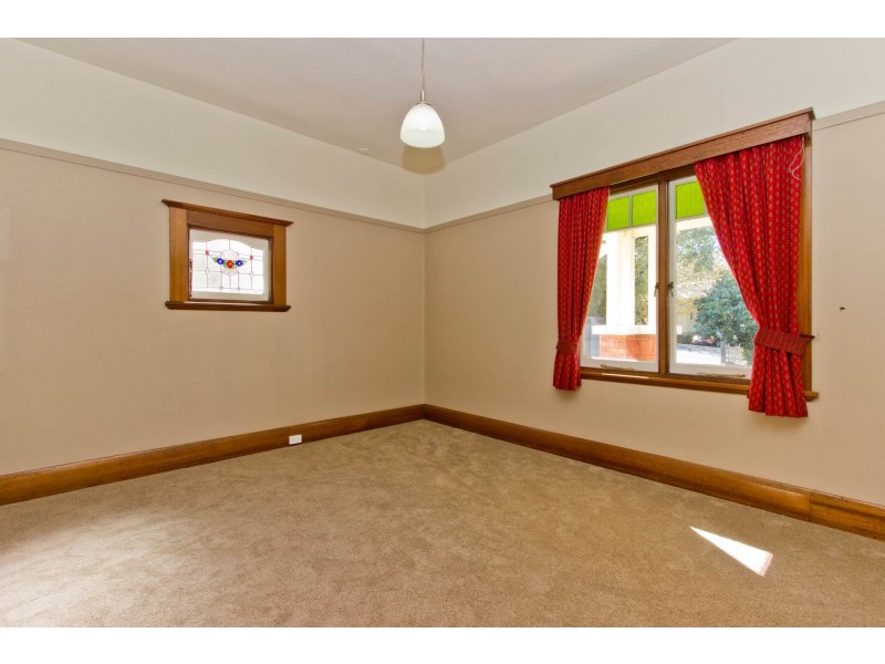 8 Ormley Street, Kings Meadows TAS 7249