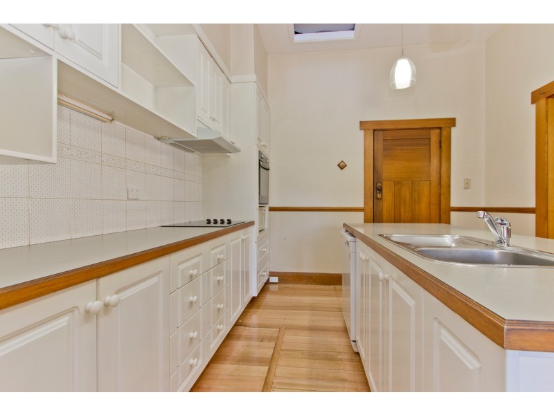 8 Ormley Street, Kings Meadows TAS 7249
