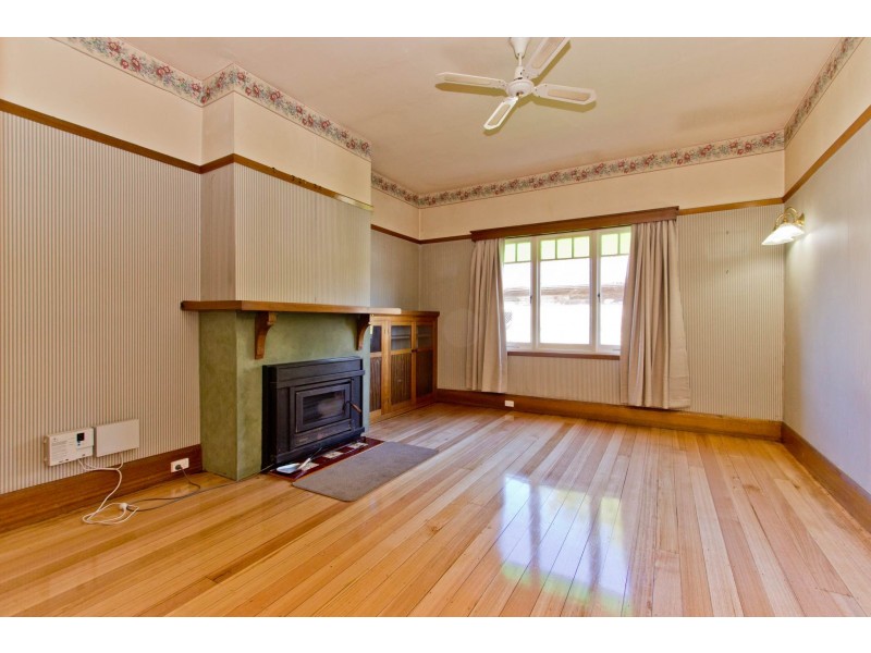 8 Ormley Street, Kings Meadows TAS 7249