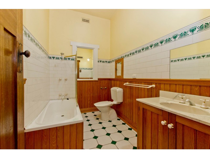 8 Ormley Street, Kings Meadows TAS 7249