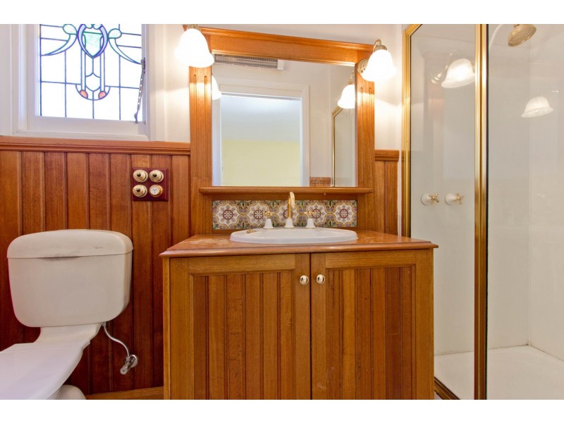 8 Ormley Street, Kings Meadows TAS 7249