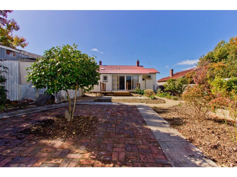 8 Ormley Street, Kings Meadows TAS 7249