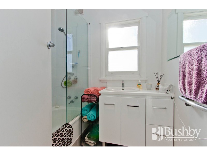 58 Tompsons Lane, Newnham TAS 7248