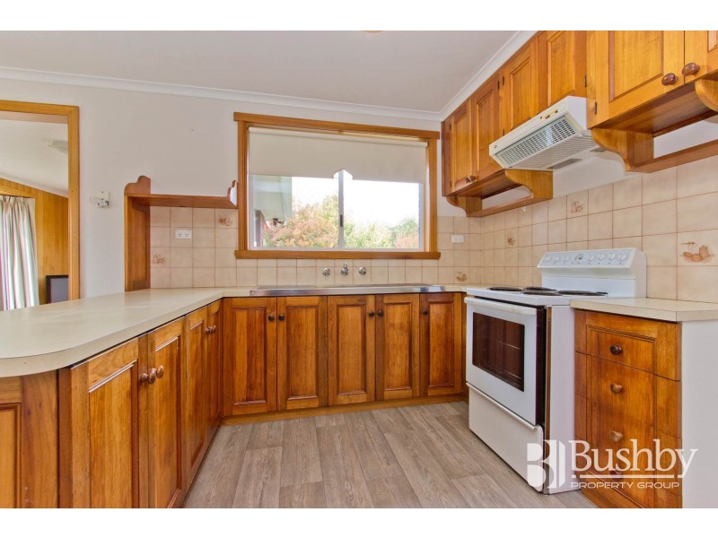 2 Justin Court, Summerhill TAS 7250
