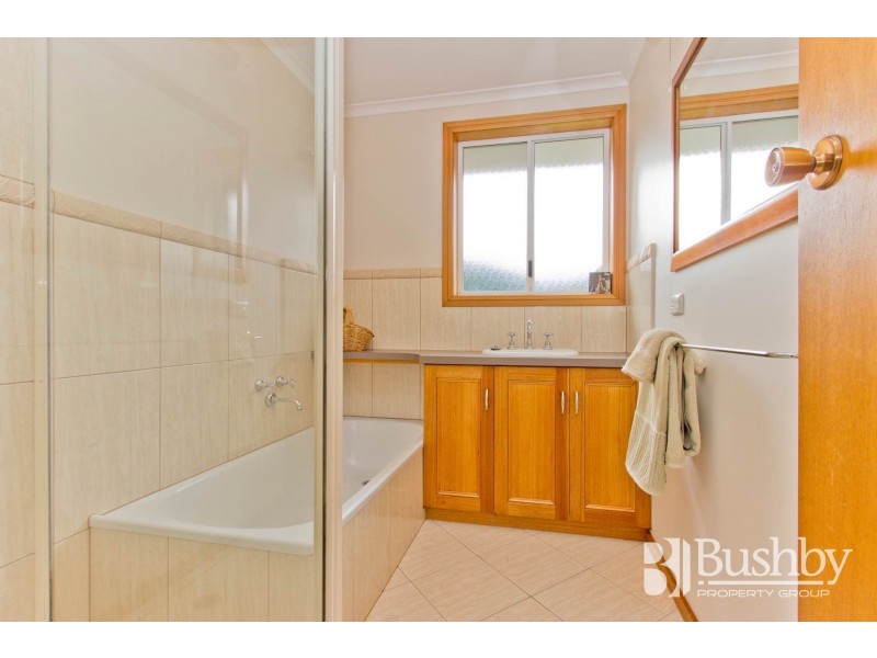 2 Justin Court, Summerhill TAS 7250