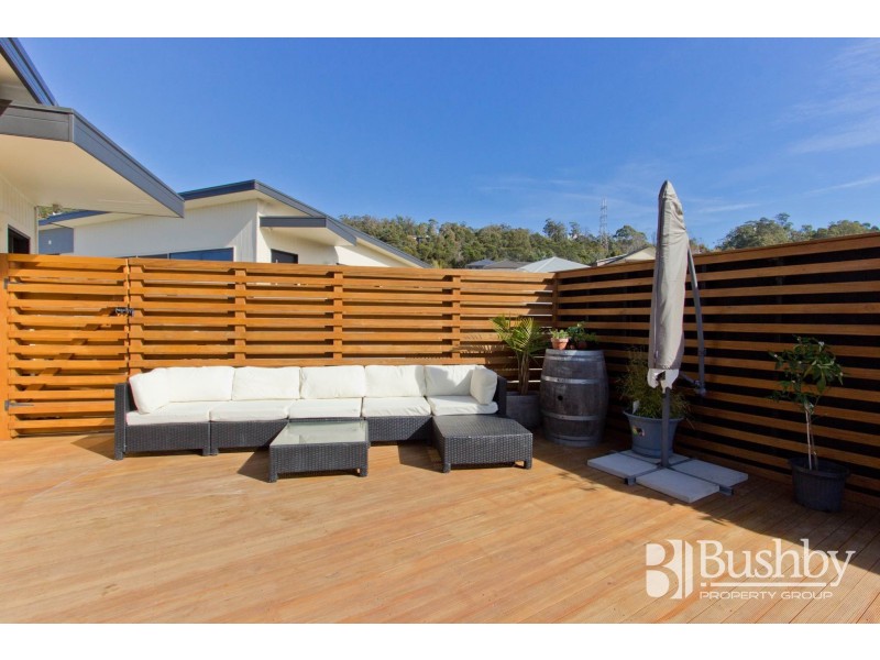 2/10 Friary Court, Riverside TAS 7250