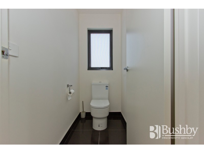 2/10 Friary Court, Riverside TAS 7250