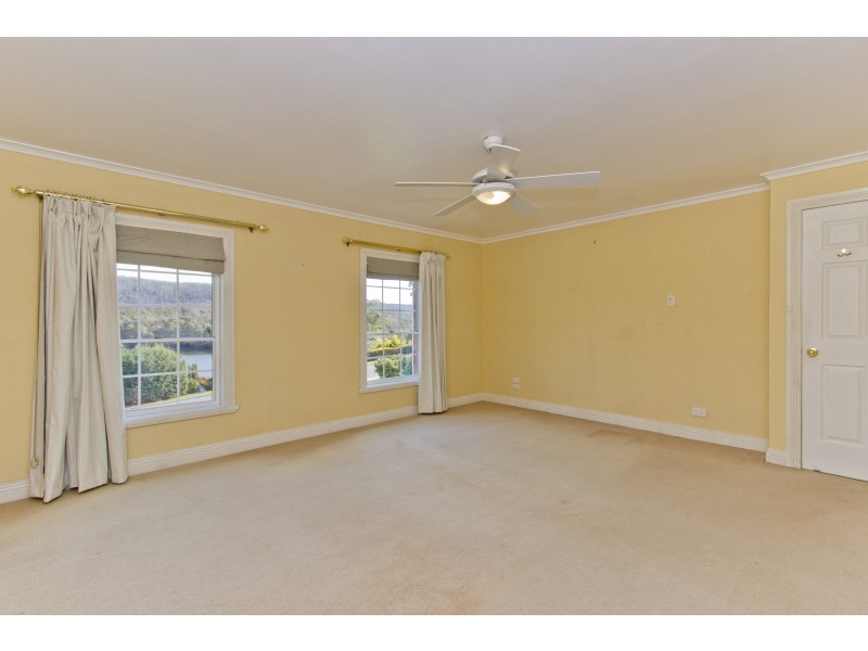 52 Bayview Drive, Blackstone Heights TAS 7250