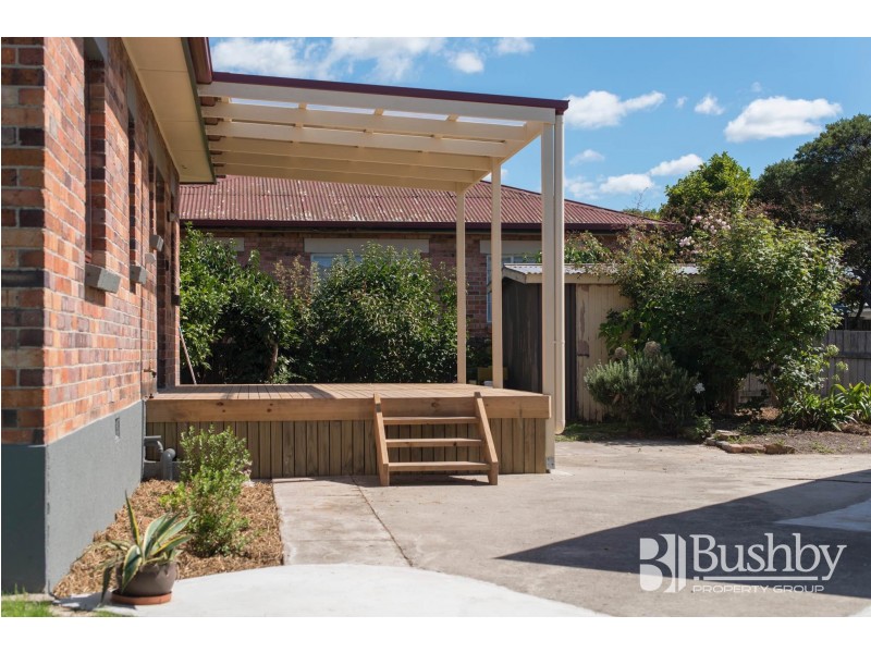 1 Pine Avenue, Newstead TAS 7250