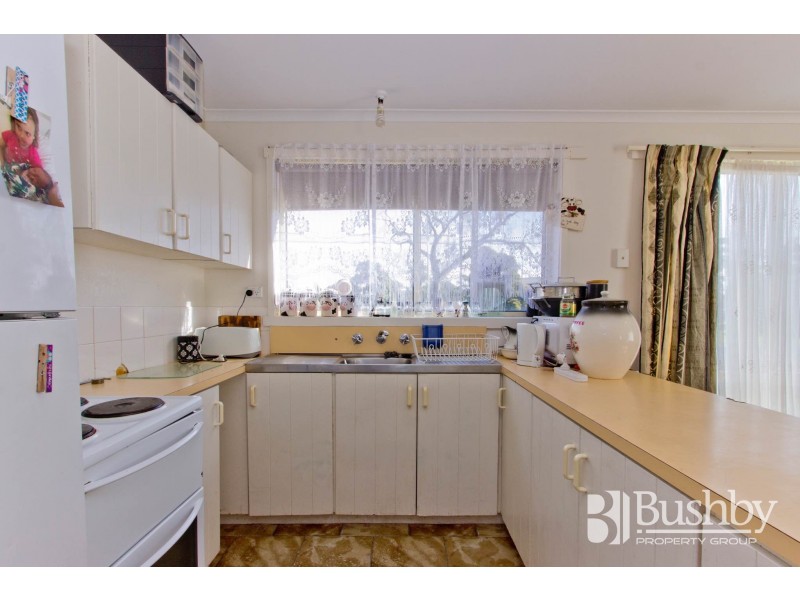 15 Tulipwood Crescent, Rocherlea TAS 7248