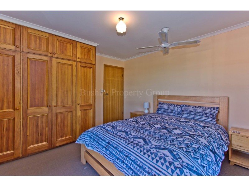 25 Parklands Parade, Newnham TAS 7248
