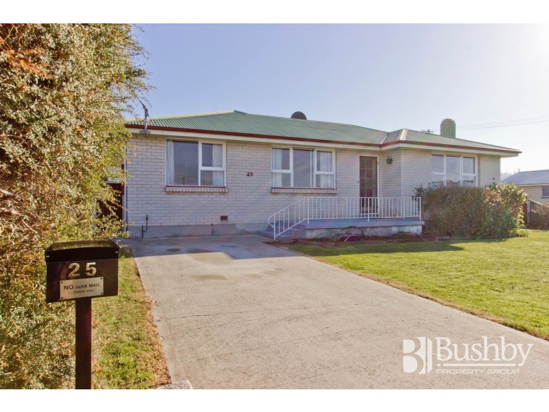 25 Arnold Street, Newnham TAS 7248