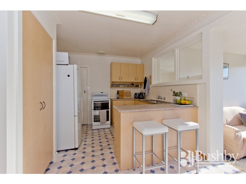 25 Arnold Street, Newnham TAS 7248