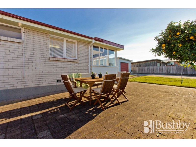 25 Arnold Street, Newnham TAS 7248