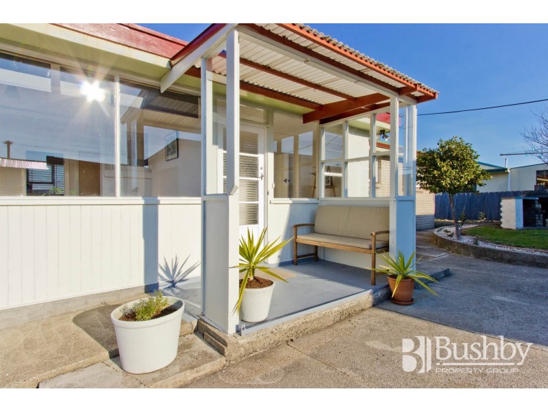 25 Arnold Street, Newnham TAS 7248