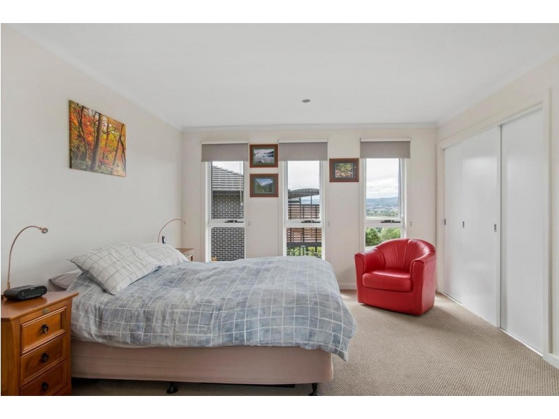 2/7 Chevron Place, Riverside TAS 7250