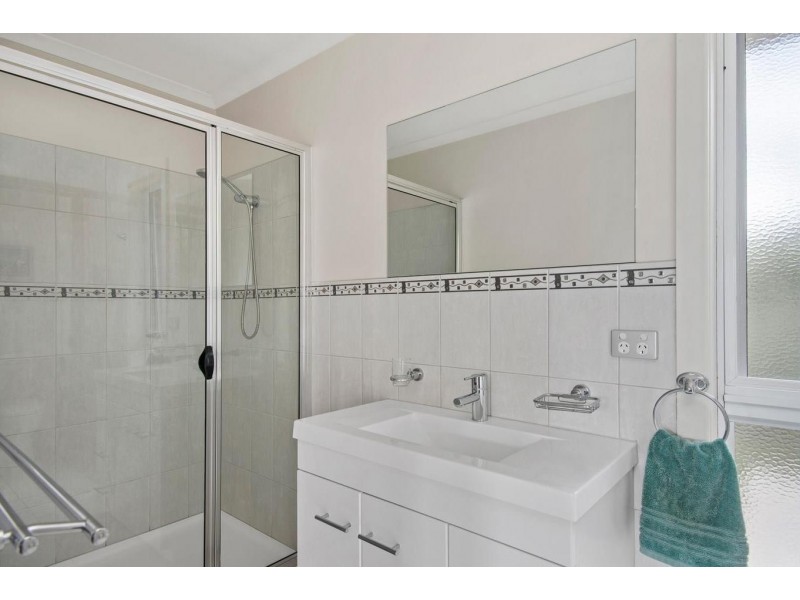 2/7 Chevron Place, Riverside TAS 7250