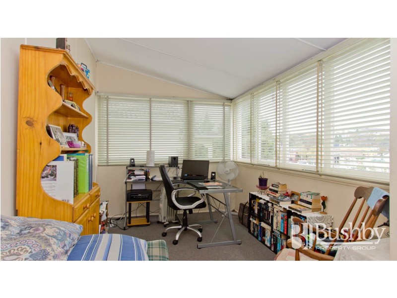 2 Connaught Crescent, West Launceston TAS 7250