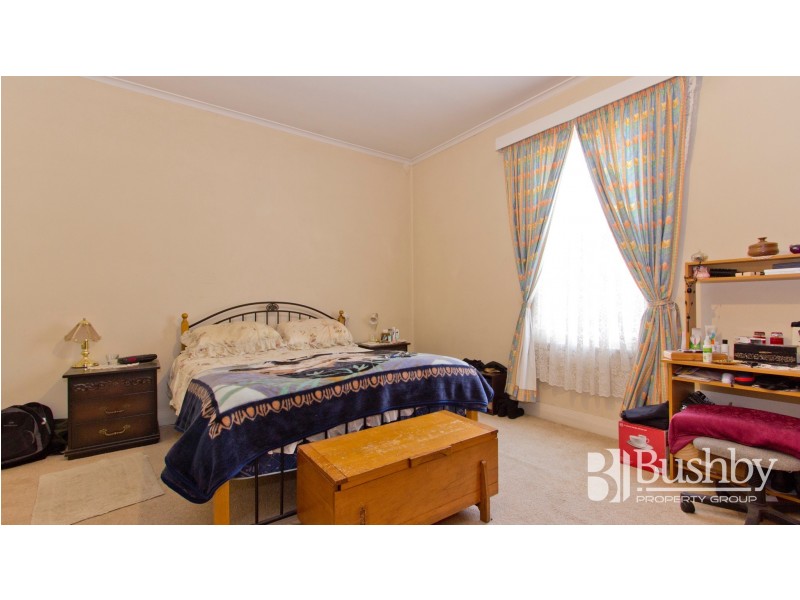 2 Connaught Crescent, West Launceston TAS 7250