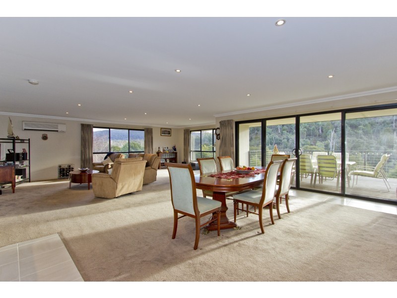 69 Bayview Drive, Blackstone Heights TAS 7250