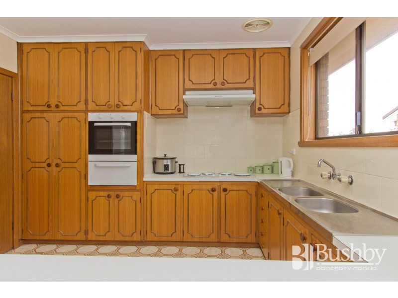 8 Bimbimbi Avenue, Prospect Vale TAS 7250