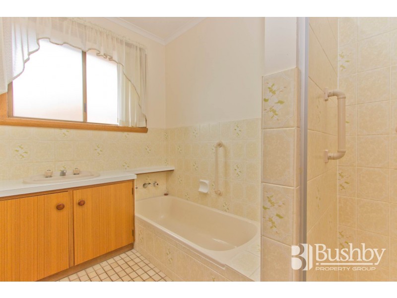 8 Bimbimbi Avenue, Prospect Vale TAS 7250