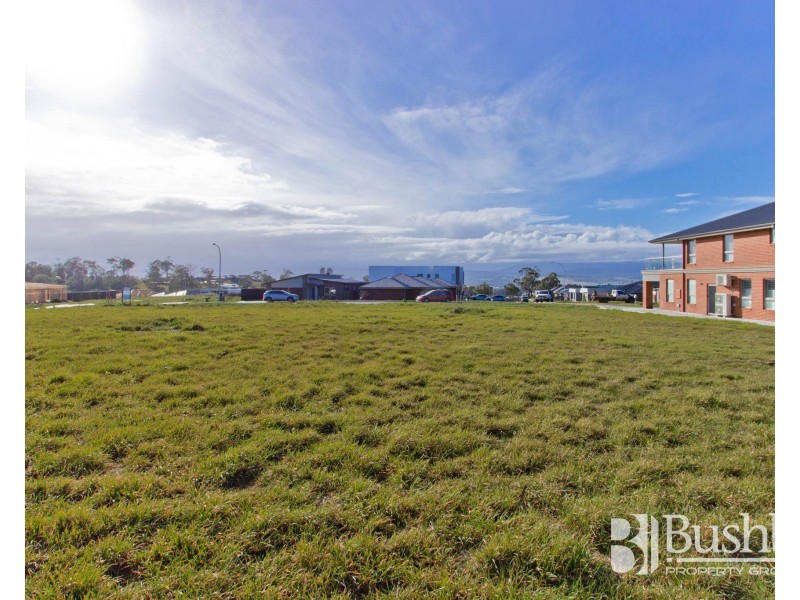 Lot 10 (no.15),  Lakeside Drive, Kings Meadows TAS 7249