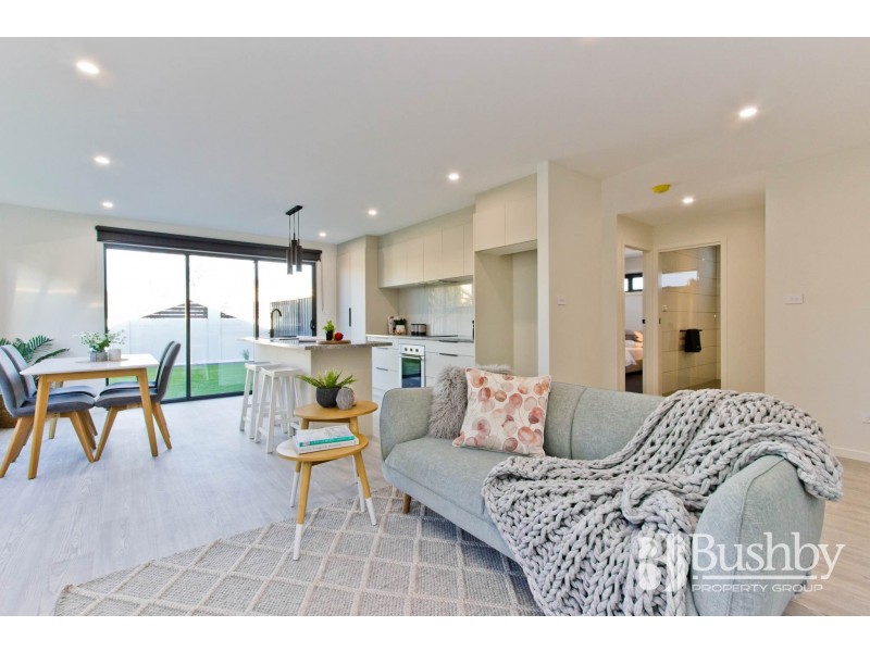 1/20 Ross Avenue, Invermay TAS 7248