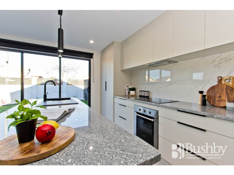 1/20 Ross Avenue, Invermay TAS 7248
