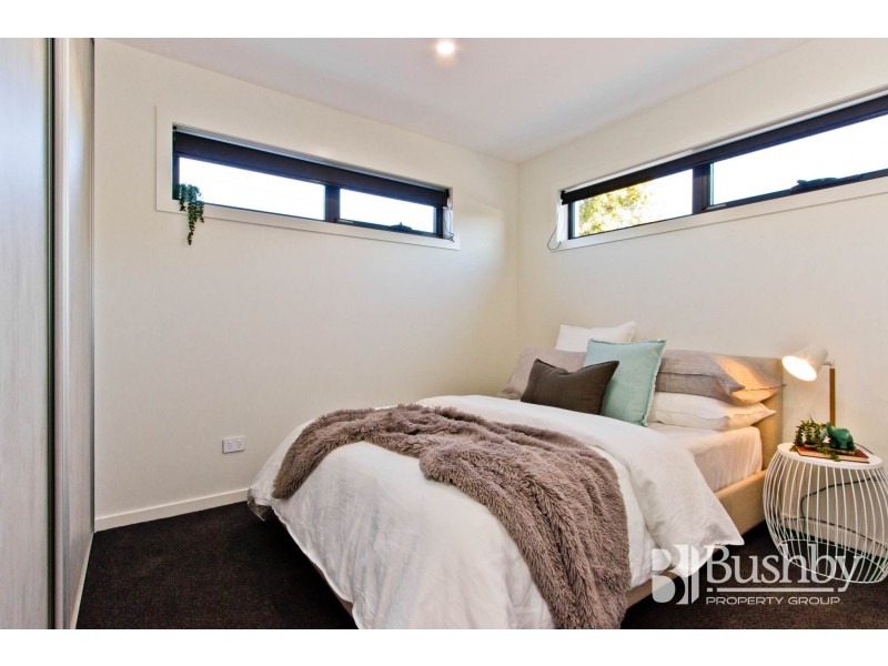 1/20 Ross Avenue, Invermay TAS 7248