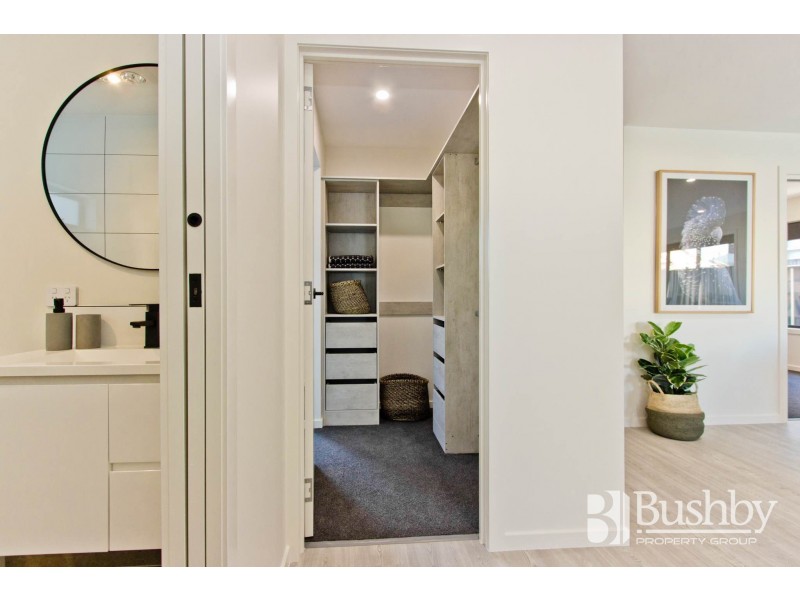 1/20 Ross Avenue, Invermay TAS 7248