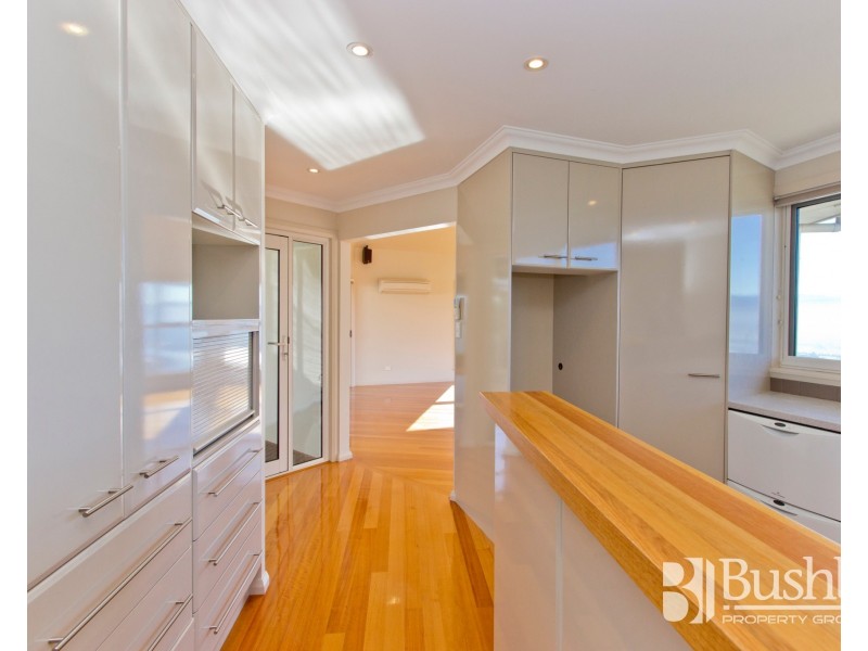 48 Lachlan Parade, Trevallyn TAS 7250