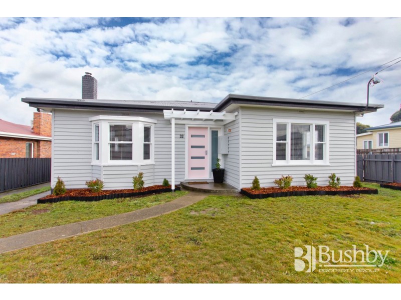 32 Clare Street, Mowbray TAS 7248