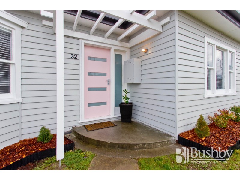 32 Clare Street, Mowbray TAS 7248