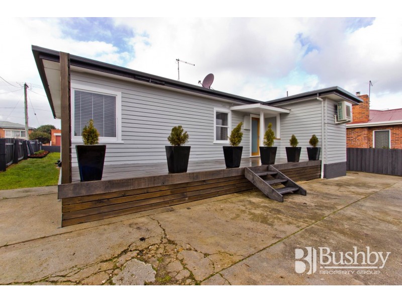 32 Clare Street, Mowbray TAS 7248